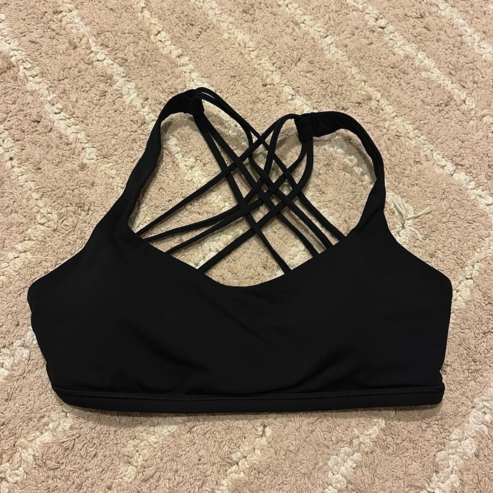 Lululemon free to be wild bra black size 6